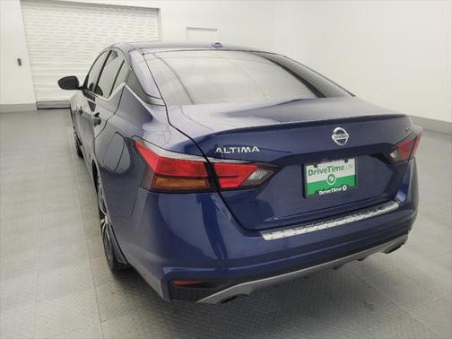 2020 Nissan Altima SR FWD
