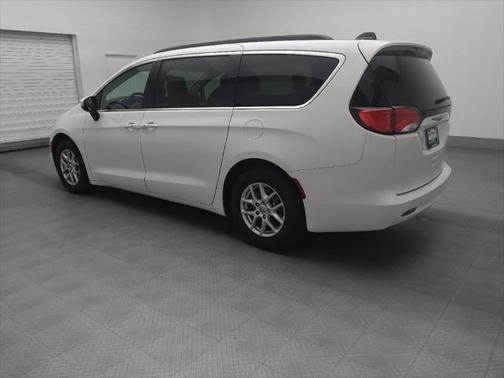 2021 Chrysler Voyager LXI