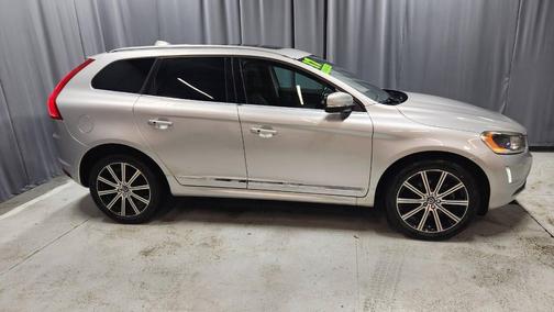 2017 Volvo XC60 T6 Inscription