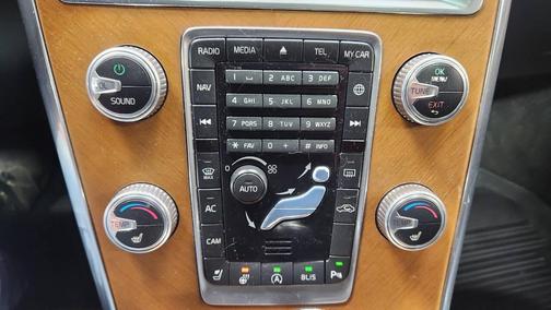 2017 Volvo XC60 T6 Inscription