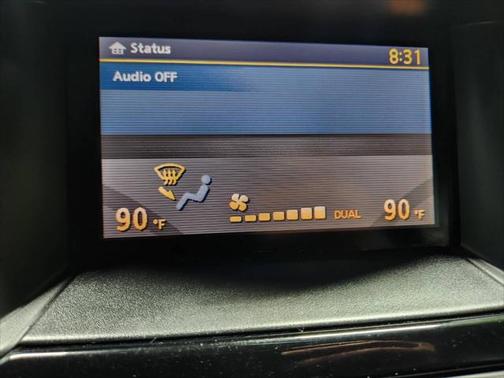 2016 Nissan Pathfinder SV
