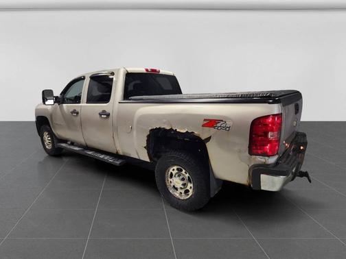 2009 Chevrolet Silverado 2500 LT Crew Cab