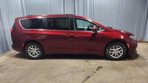 2020 Chrysler Voyager LXI