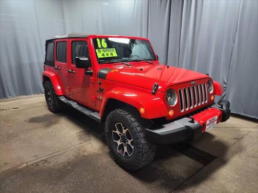 2016 Jeep Wrangler Unlimited Sahara