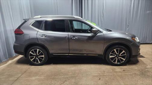 2020 Nissan Rogue SL