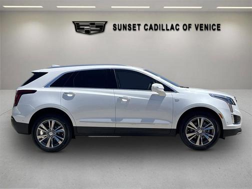 Crystal White Tricoat 2026 Cadillac XT5 Premium Luxury