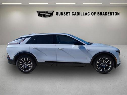Vibrant White Tricoat 2026 Cadillac LYRIQ Sport