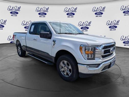Oxford White 2022 Ford F-150 XLT
