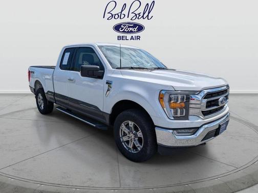 Oxford White 2022 Ford F-150 XLT