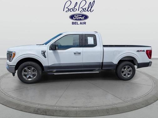 Oxford White 2022 Ford F-150 XLT