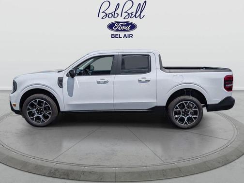 Oxford White 2025 Ford Maverick Lariat