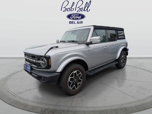 Silver Metallic 2021 Ford Bronco Outer Banks