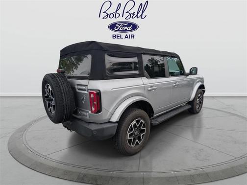Silver Metallic 2021 Ford Bronco Outer Banks