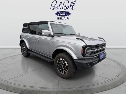 Silver Metallic 2021 Ford Bronco Outer Banks