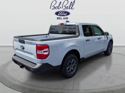 White Metallic 2025 Ford Maverick XLT