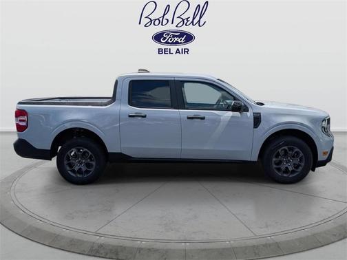 White Metallic 2025 Ford Maverick XLT