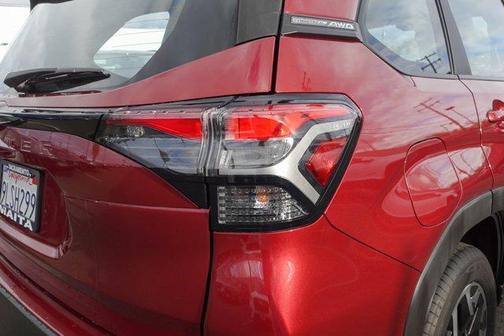 2025 Subaru Forester 