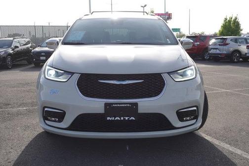 2021 Chrysler Pacifica Hybrid Limited