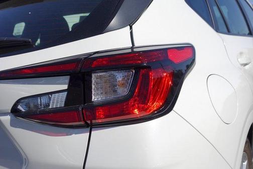 Crystal White Pearl 2025 Subaru Impreza Base