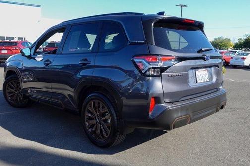 2025 Subaru Forester Sport