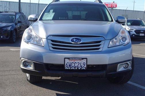 2012 Subaru Outback 2.5i Premium