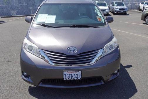 2014 Toyota Sienna XLE