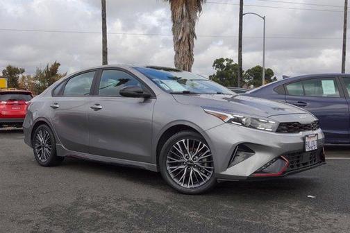 2022 Kia Forte GT-Line