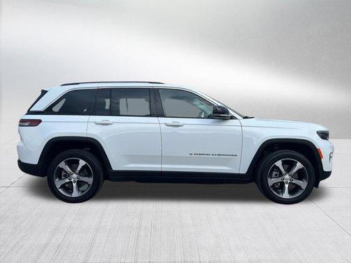 2022 Jeep Grand Cherokee 4xe Base