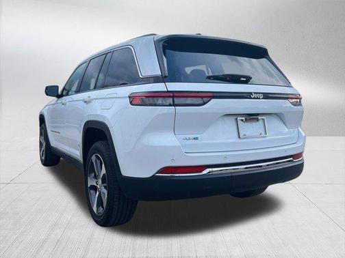 2022 Jeep Grand Cherokee 4xe Base