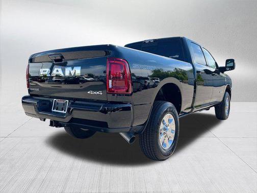 2025 RAM 2500 Big Horn Crew Cab 4x4 6'4' Box