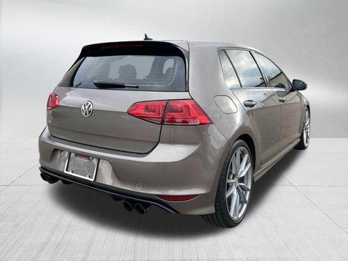 2017 Volkswagen Golf R 2.0T DSG