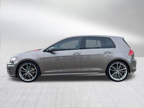 2017 Volkswagen Golf R 2.0T DSG