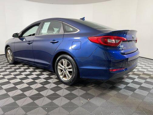 2017 Hyundai SONATA Base