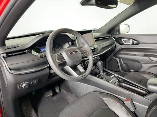 2023 Jeep Compass (RED) Edition 4x4