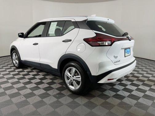 2022 Nissan Kicks S