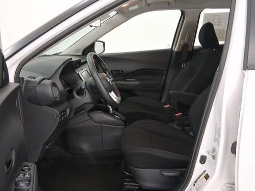 2022 Nissan Kicks S