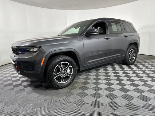 2022 Jeep Grand Cherokee Trailhawk