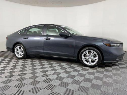 2025 Honda Accord LX 1.5T