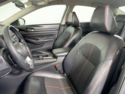 2020 Nissan Altima SR FWD