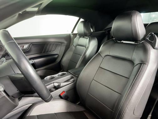 2023 Ford Mustang EcoBoost