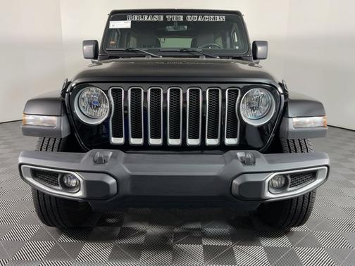 2023 Jeep Wrangler 4-Door Sahara 4x4