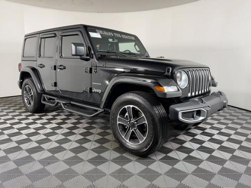 2023 Jeep Wrangler 4-Door Sahara 4x4