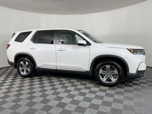 2024 Honda Pilot EX-L 7 Passenger