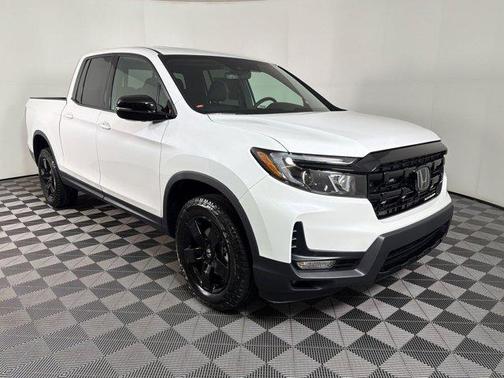 Platinum White Pearl 2026 Honda Ridgeline Black