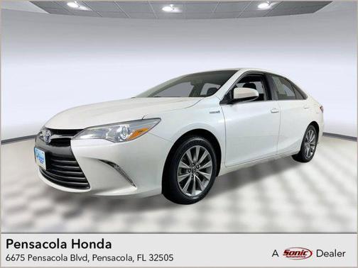 2016 Toyota Camry Hybrid XLE