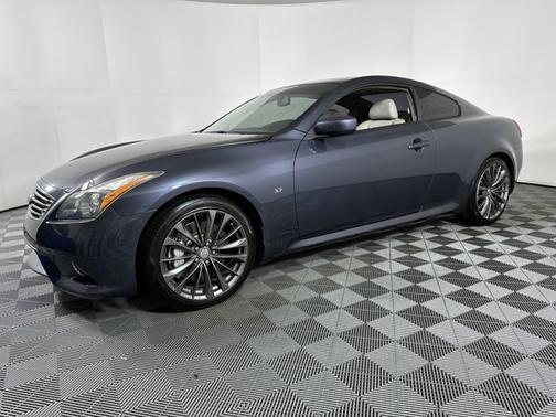 2014 INFINITI Q60 Sport