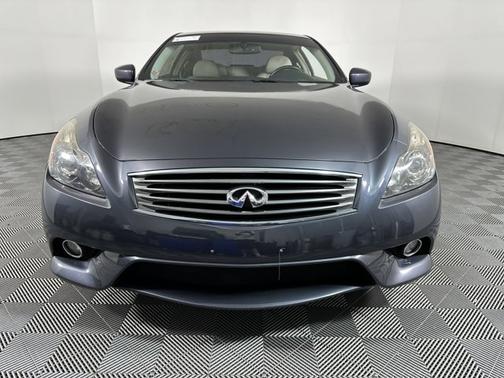 2014 INFINITI Q60 Sport