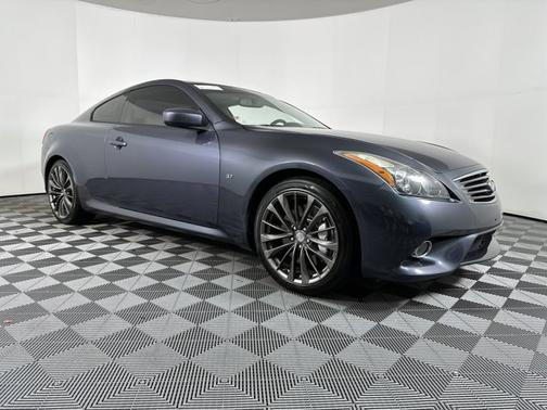 2014 INFINITI Q60 Sport
