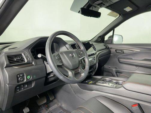 2025 Honda Passport AWD TrailSport