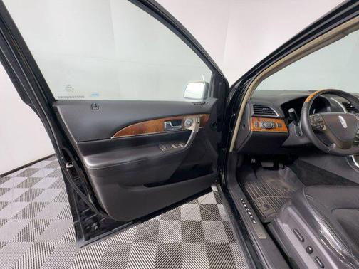 2013 Lincoln MKX Base